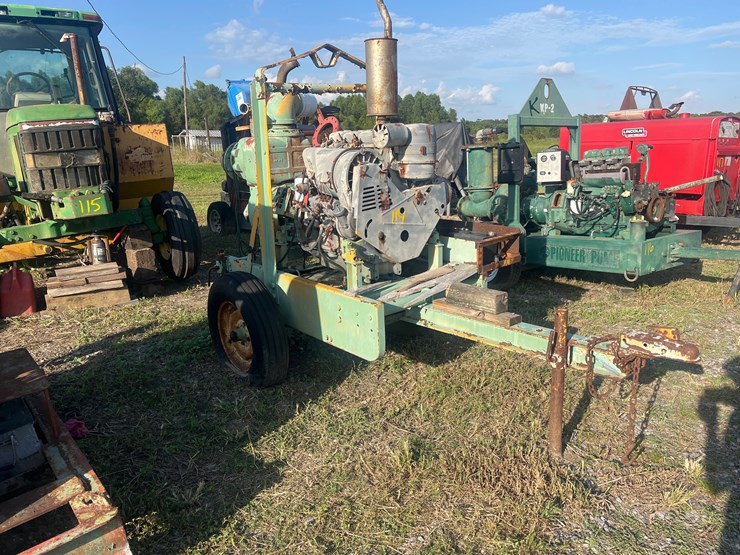 #114-•-trailer-mounted-deutz-deisel-engine-with-water/trash-pump-image-9