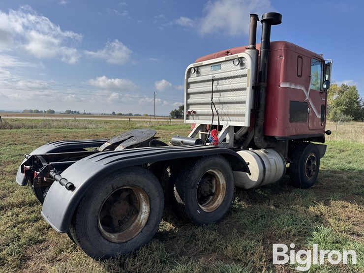 1975-gmc-astro-image-5