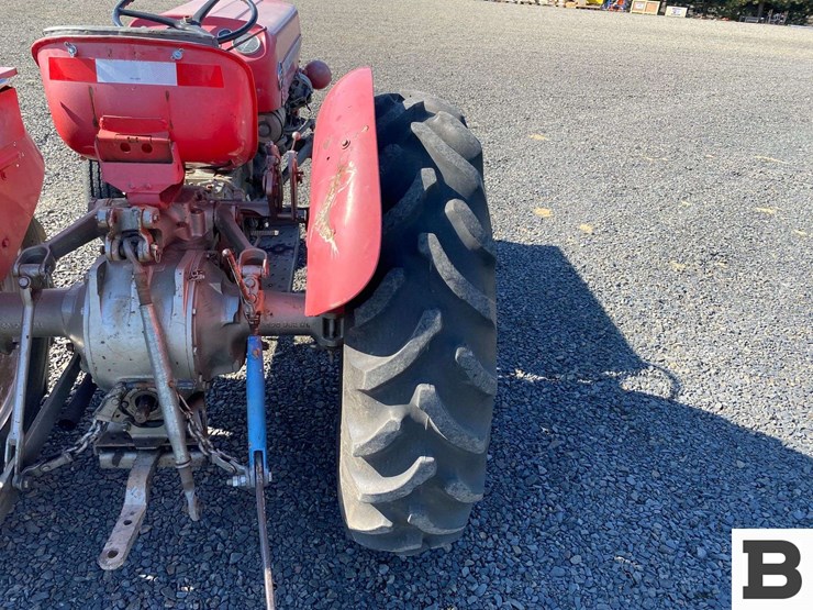 1971-massey-ferguson-135-image-26