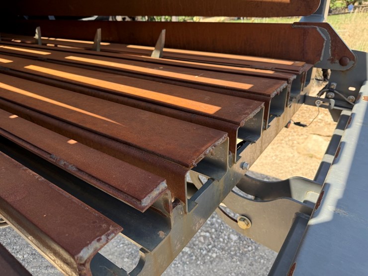 2022-massey-ferguson-2270xd-image-10