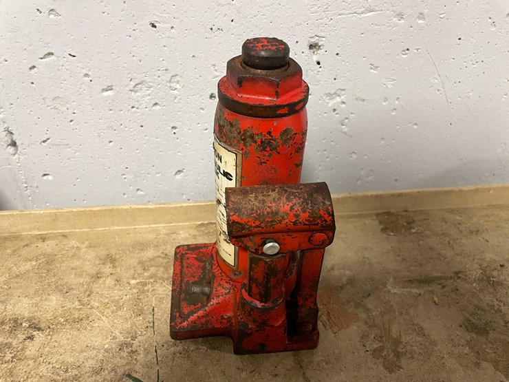 #8608-•-4-ton-bottle-jack-(cw)-image-4