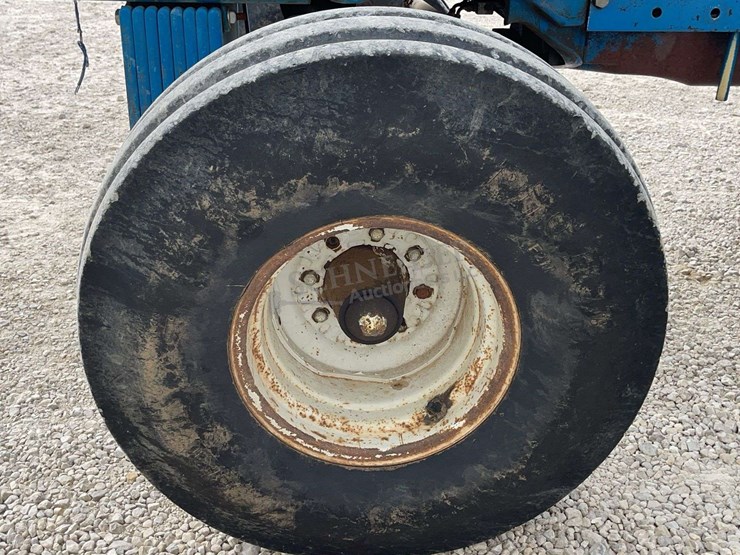 ford-tractor-image-12