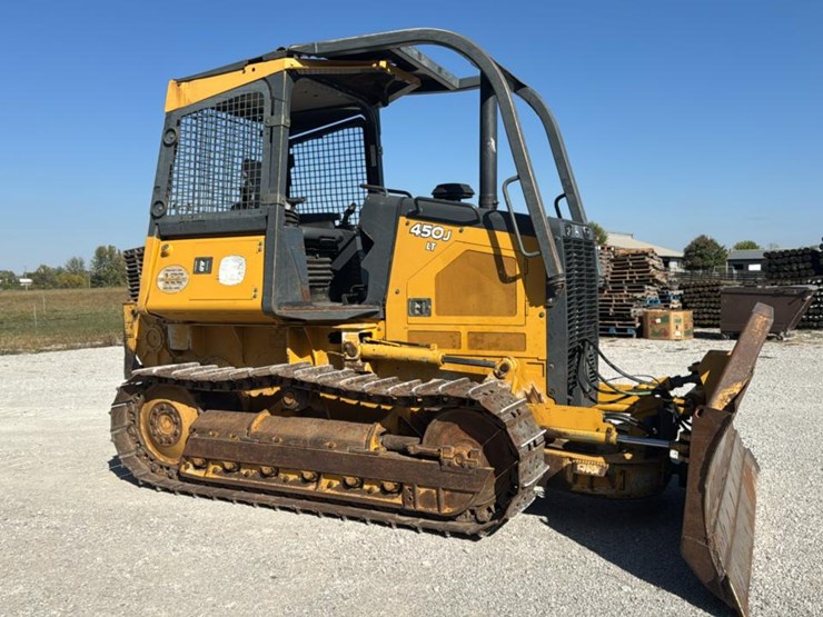 2015-deere-450j-lt-image-10