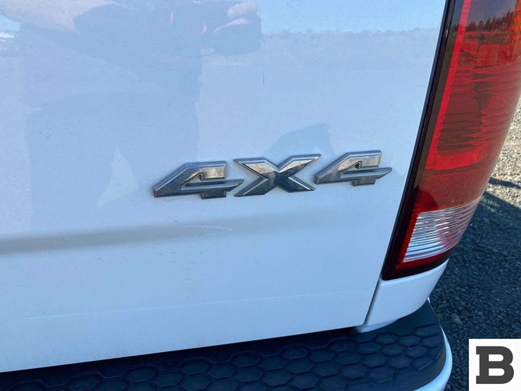 2012-ram-1500-pickup-image-17