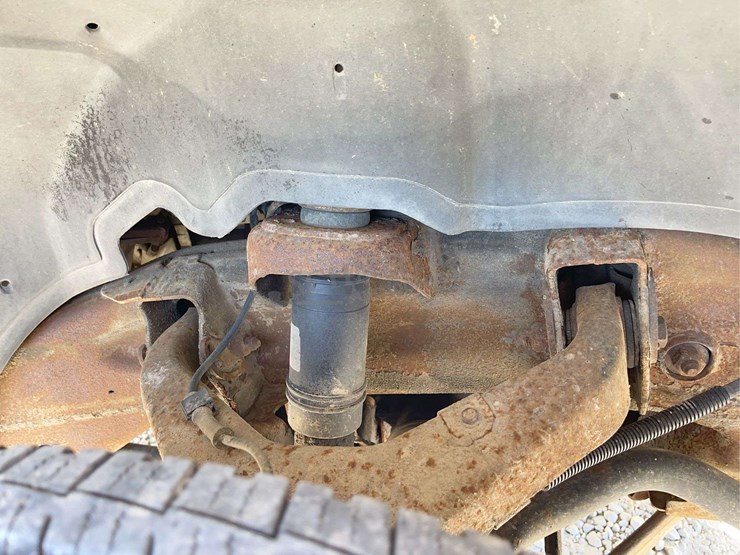 2000-chevrolet-2500-image-15