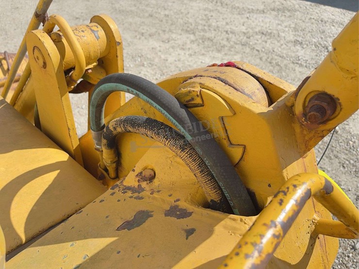 john-deere-450-image-34