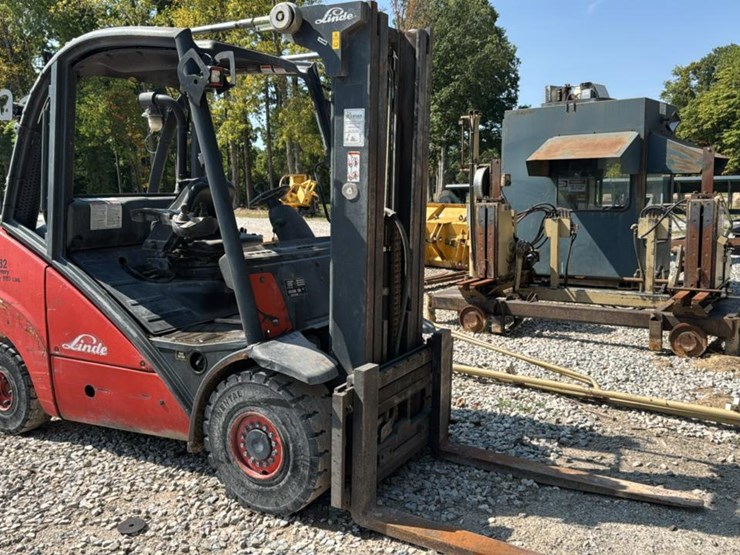 #1355-•-linde-h35-forklift-image-3
