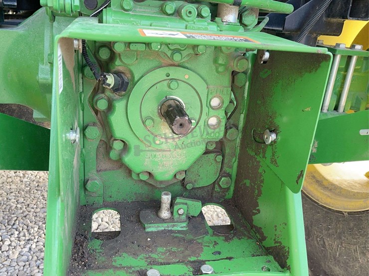 2022-john-deere-5065e-image-33