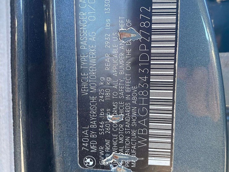 2001-bmw-740-sedan-image-30