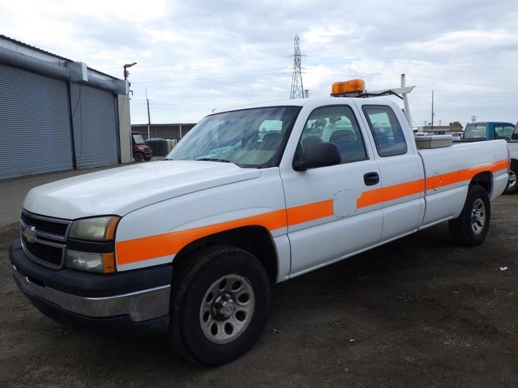 2007-chevrolet-1500-image-1