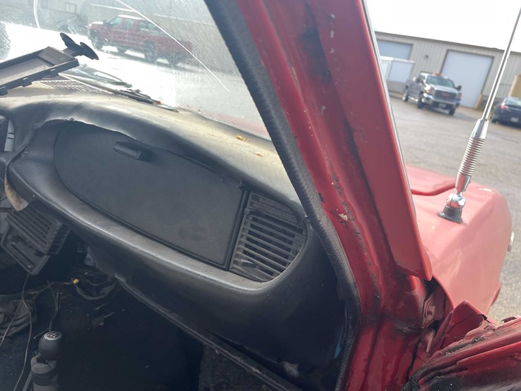 #1374-•-1976-chevrolet-luv-4x4-(has-wi-title)-(of)-image-131