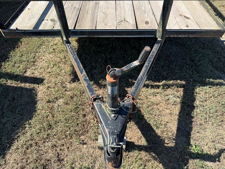 #39-•-#232-•-16-foot-double-axle-trailer-image-11