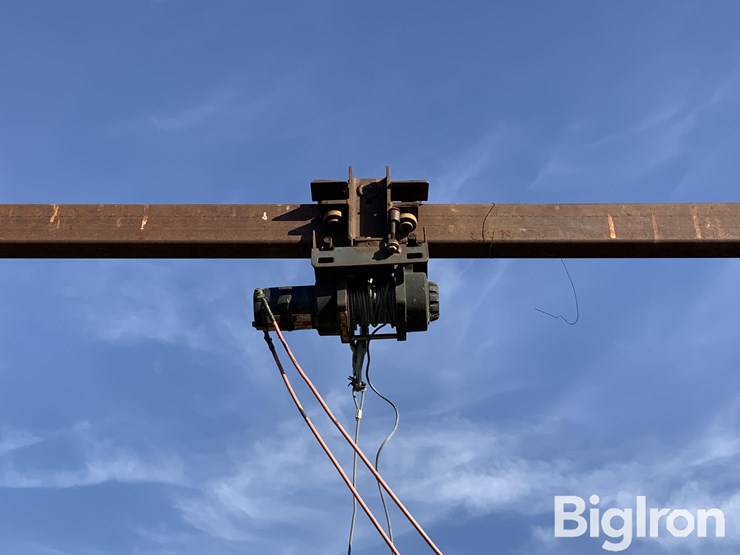 portable-hoist-image-11