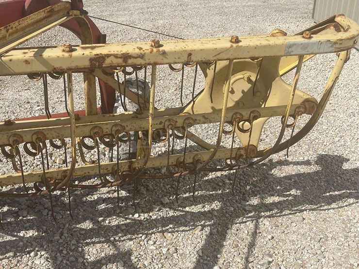 new-holland-256-image-10