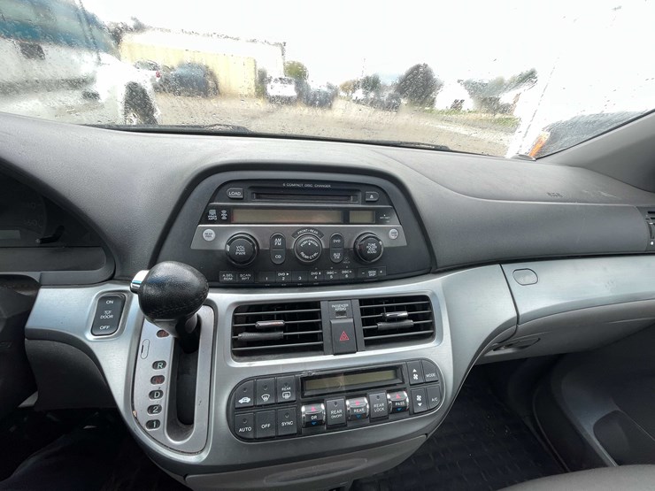 2009-honda-odyssey-image-85