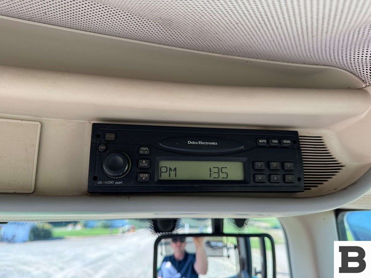 2008-john-deere-7130-image-80