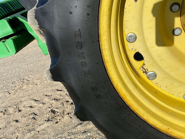 2008-john-deere-8330-image-22