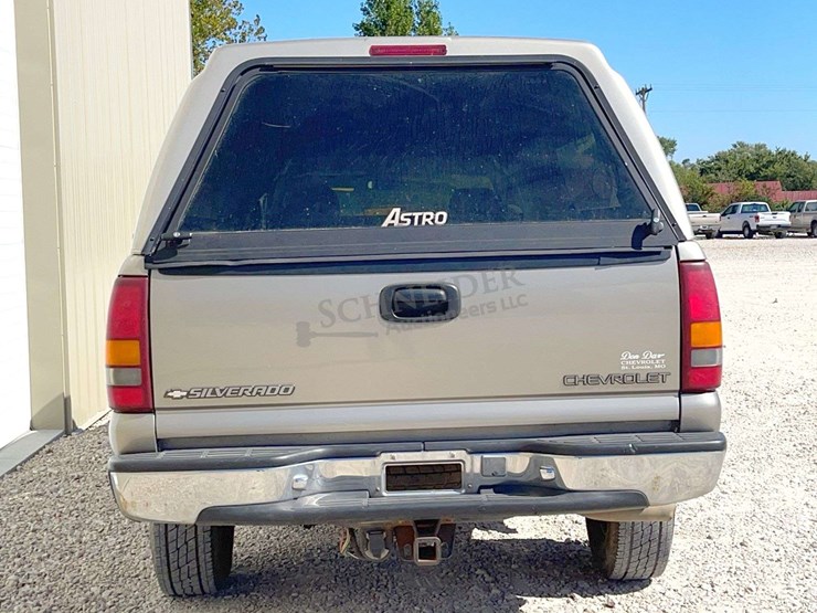 2000-chevrolet-2500-image-7