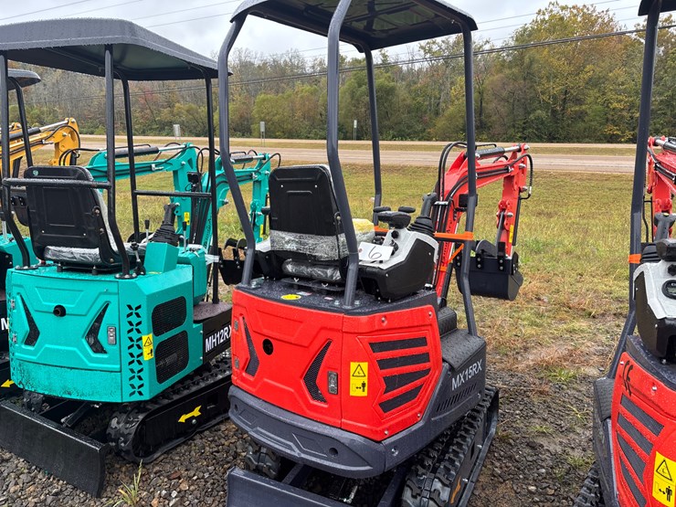 #6-•-cfg-industrial-mx15rx-mini-excavator-image-4