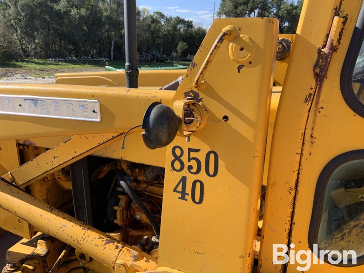 john-deere-410-image-16