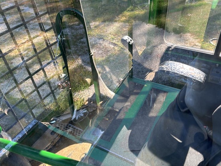 2015-deere-437d-image-19