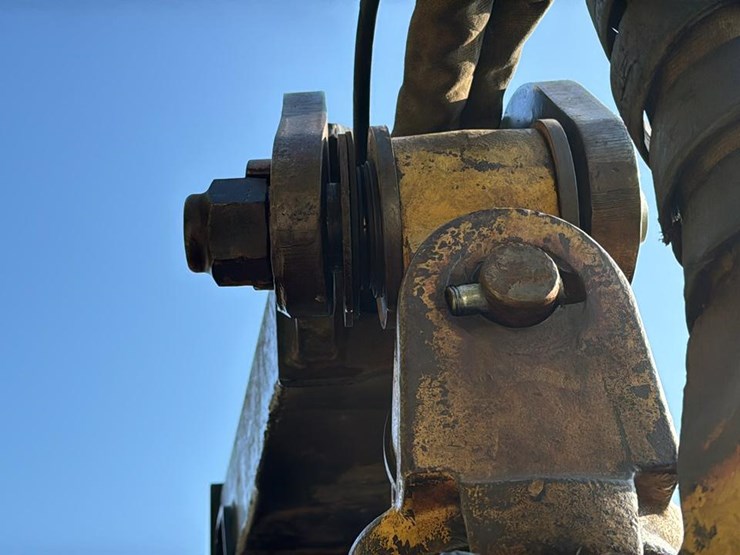 2003-caterpillar-525b-image-48