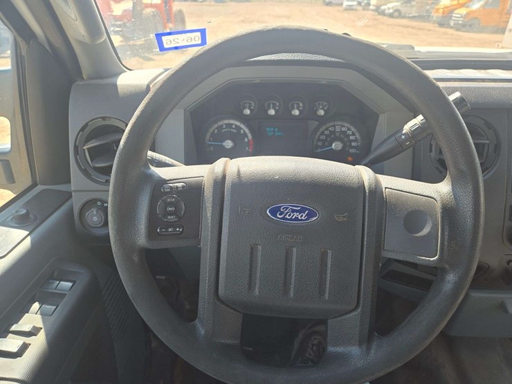 2013-ford-f250-image-15