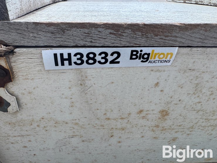 meadow-gold-antique-box-image-14