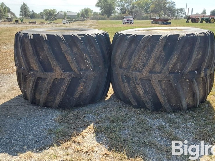 firestone-flotation-23-deep-tread-38x50.00x32-floater-tires-&-rims-image-6