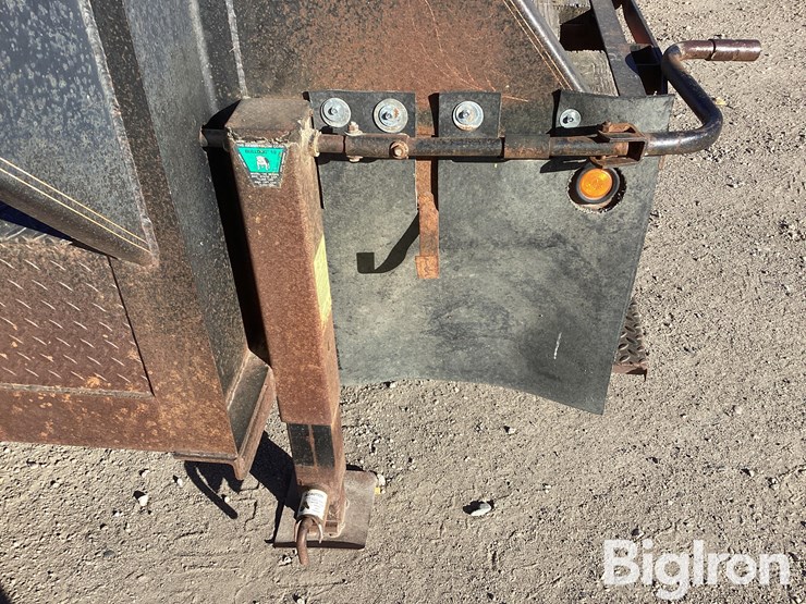 2002-pj-flatbed-image-13