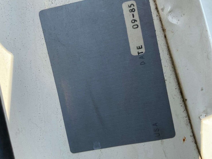 1985-ford-f800-image-59