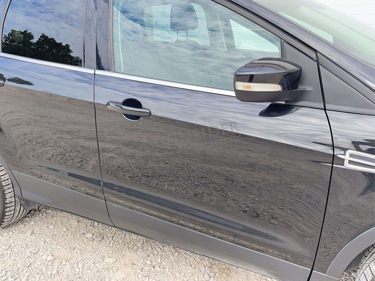 2013-ford-escape-titanium-image-17