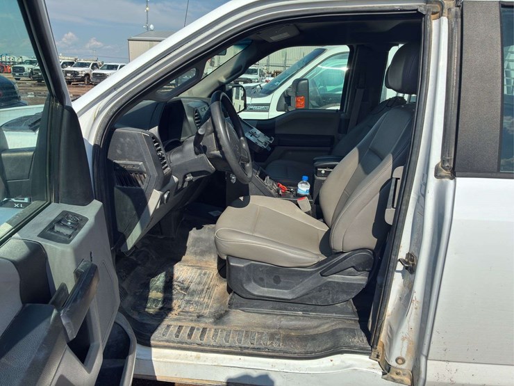 2018-ford-f150-xl-image-7