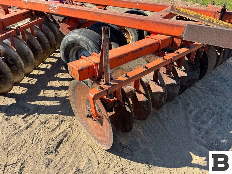 case-g109-146-offset-disc-image-23