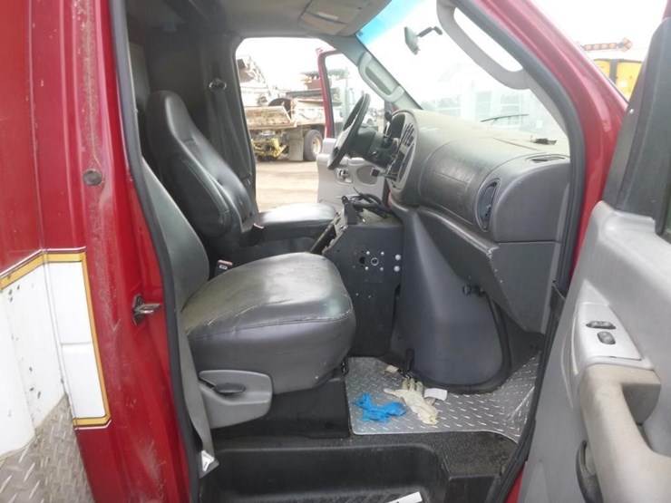2008-ford-e450-image-10