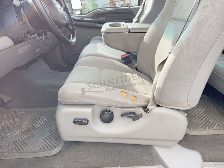 2006-ford-f350-image-55