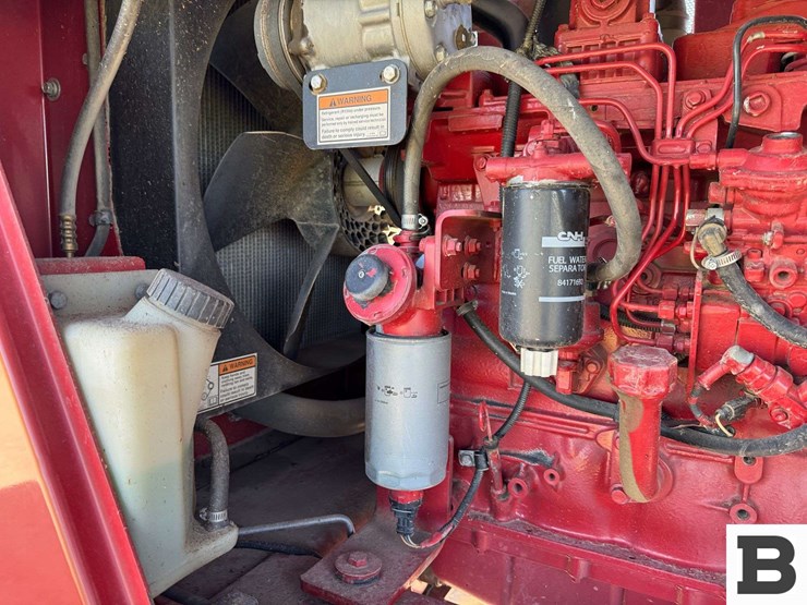 new-holland-h8040-image-42