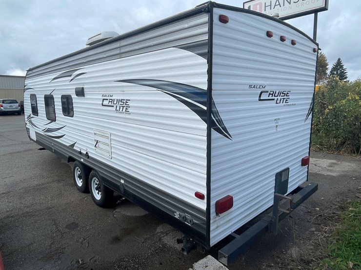 #1378-•-2015-salem-cruise-lite-camper-(no-title)-(of)-image-7