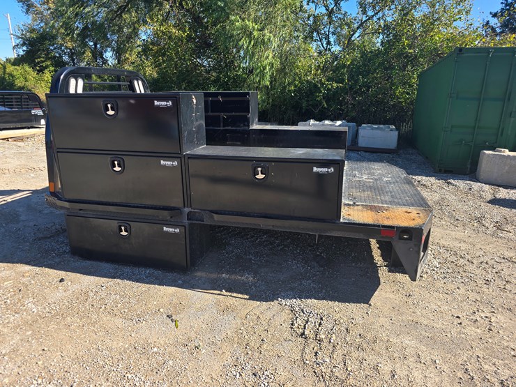 #22362-•-contract-manufacturer-pickup-truck-bed-image-7