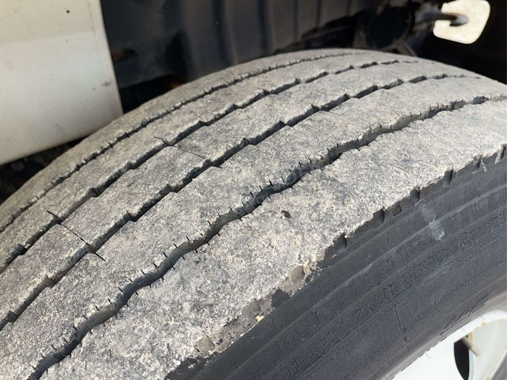 2003-international-durastar-4400-image-16