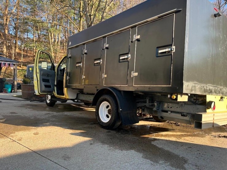 2019-ford-e450-image-9