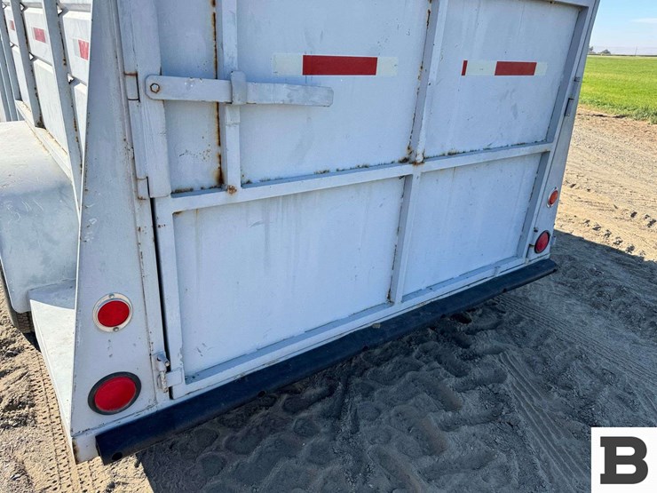 1991-american-trailers-&-saddle-gooseneck-horse-trailer-image-25