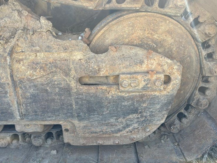 2008-deere-750j-xlt-image-19