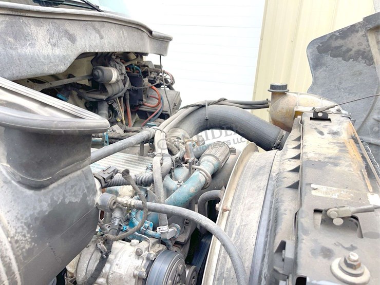 2007-international-durastar-4400-image-52