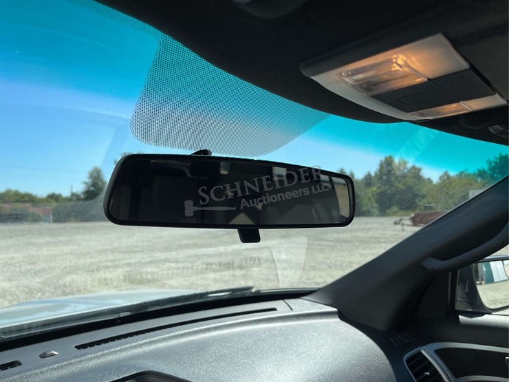 2013-ford-explorer-image-45