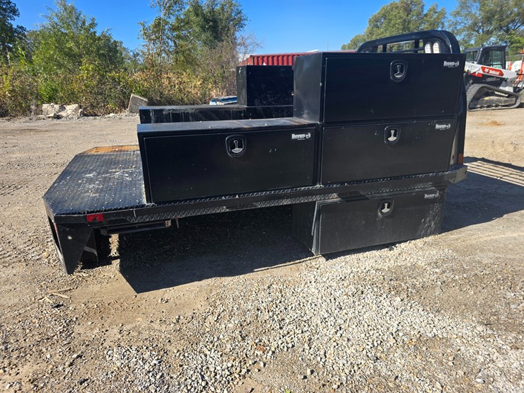 #22362-•-contract-manufacturer-pickup-truck-bed-image-19