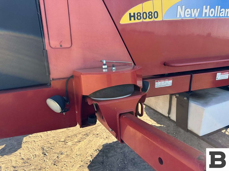 2013-new-holland-h8080-image-36