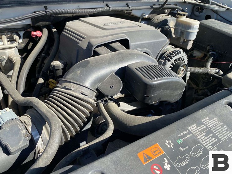 2012-chevrolet-silverado-1500-image-38