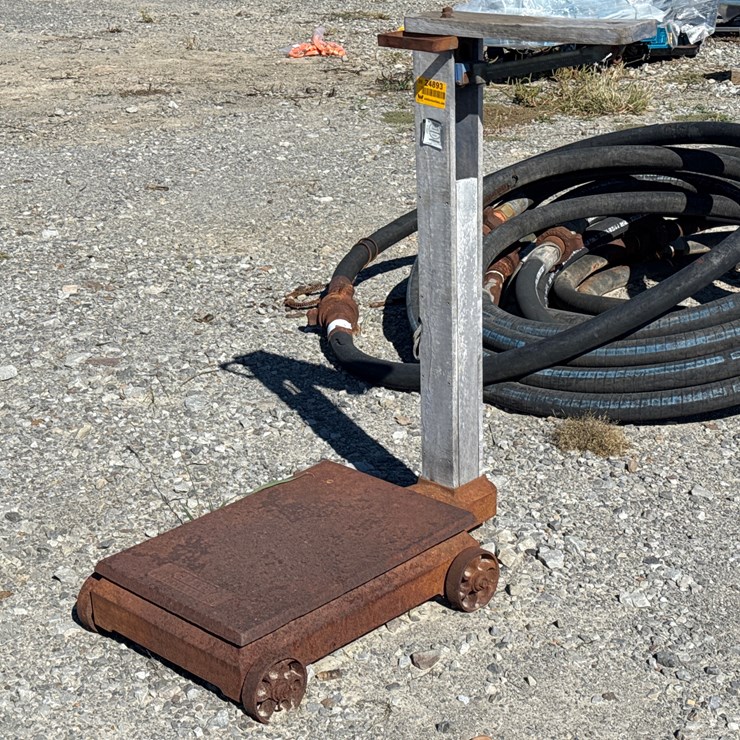 #24893 • Vintage Howe Scale INV# 24893