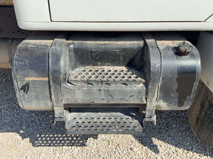 1991-international-4900-image-18